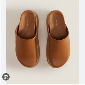 Zara home leather and wood mule clogs in 37